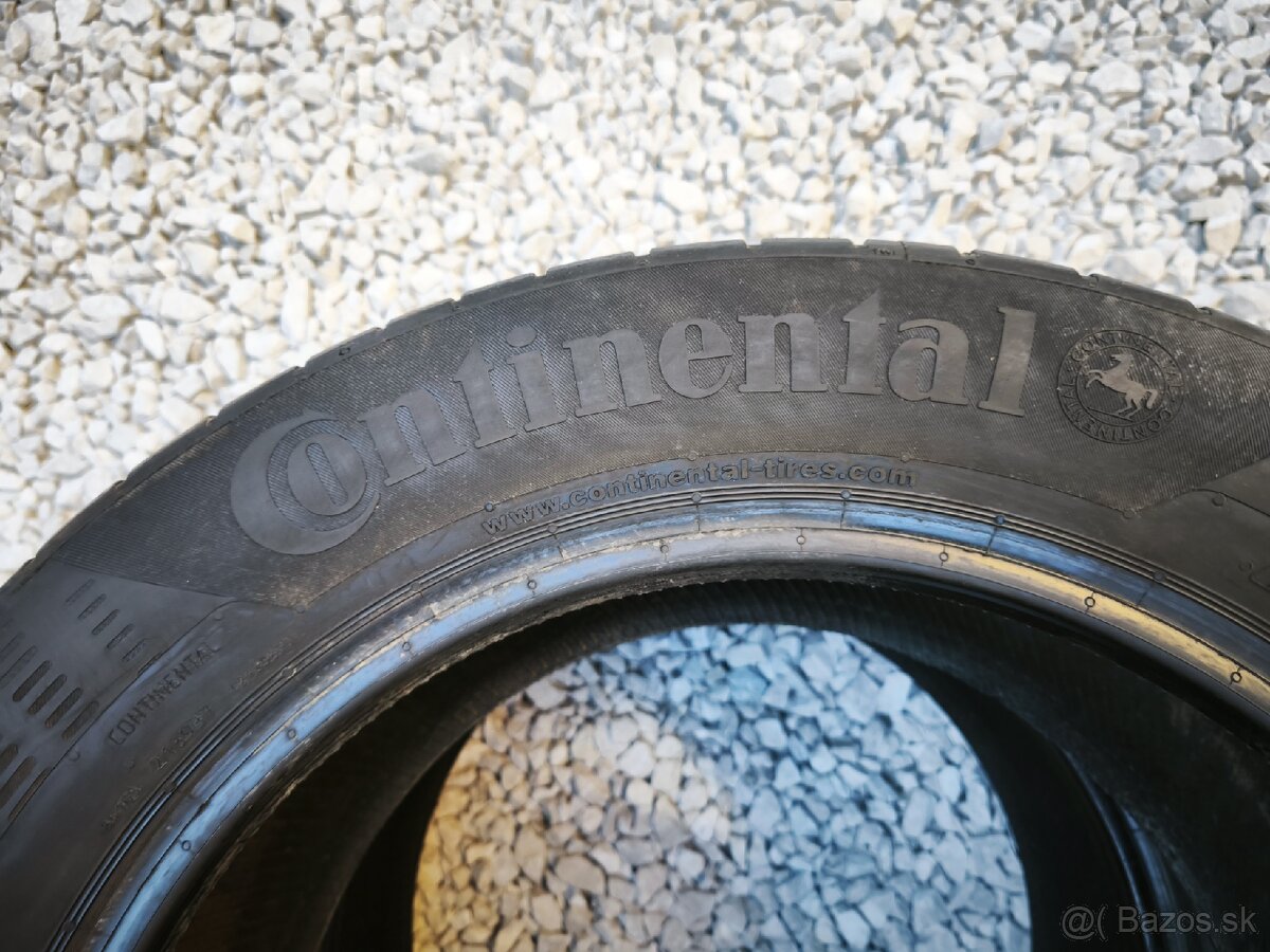 225/55 R17 Continental