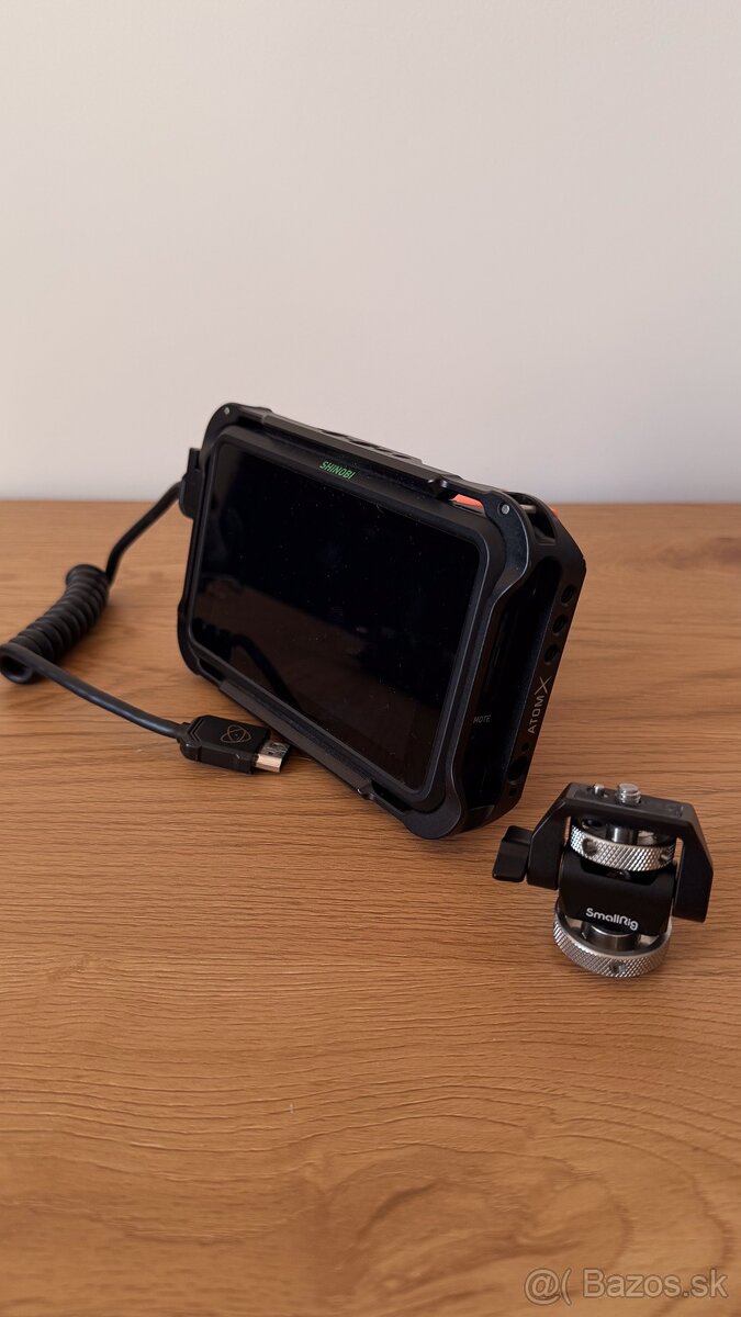 Atomos Shinobi 5.2” + HDMI kábel + SmallRig držiak + klietka