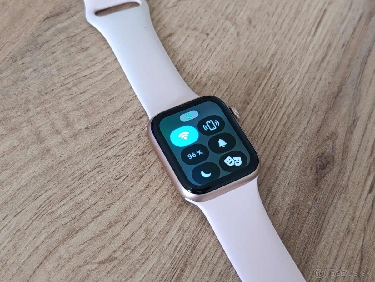Apple Watch 4 40mm Rose Gold