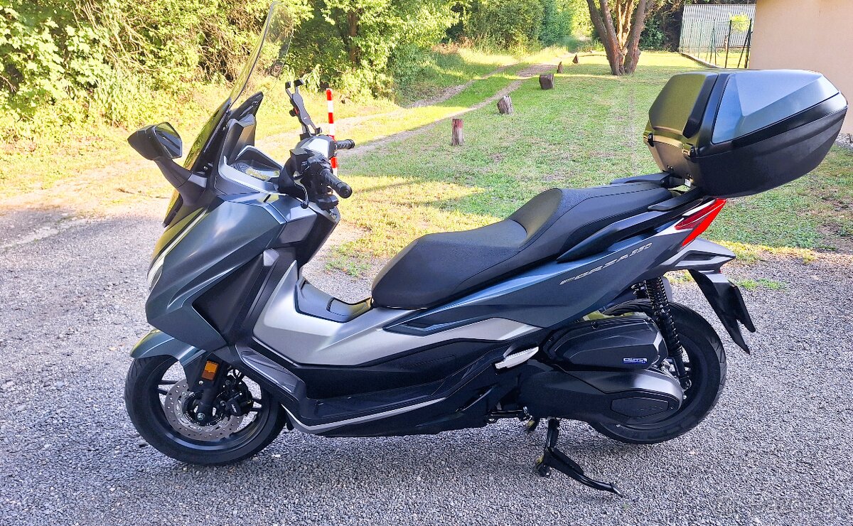 Honda Forza 350 Smart Top Box