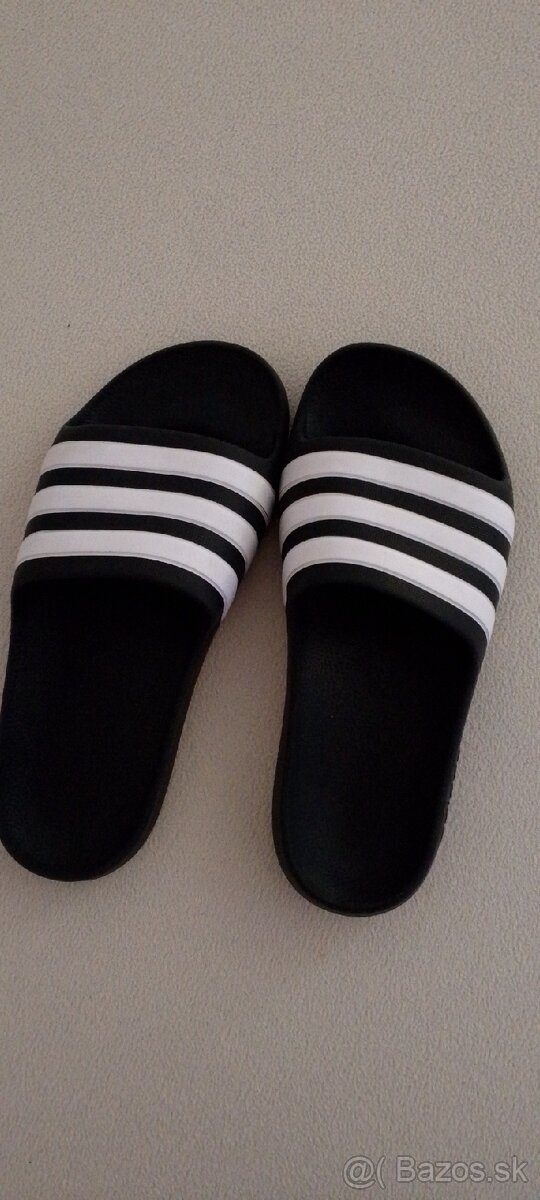 Šľapky Adidas detské