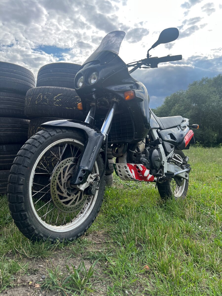 Aprilia Pegaso 650
