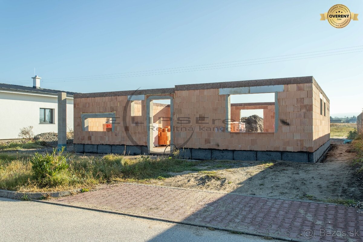 NA PREDAJ NOVOSTAVBA moderný 4-izbový rodinný dom v Zohore
