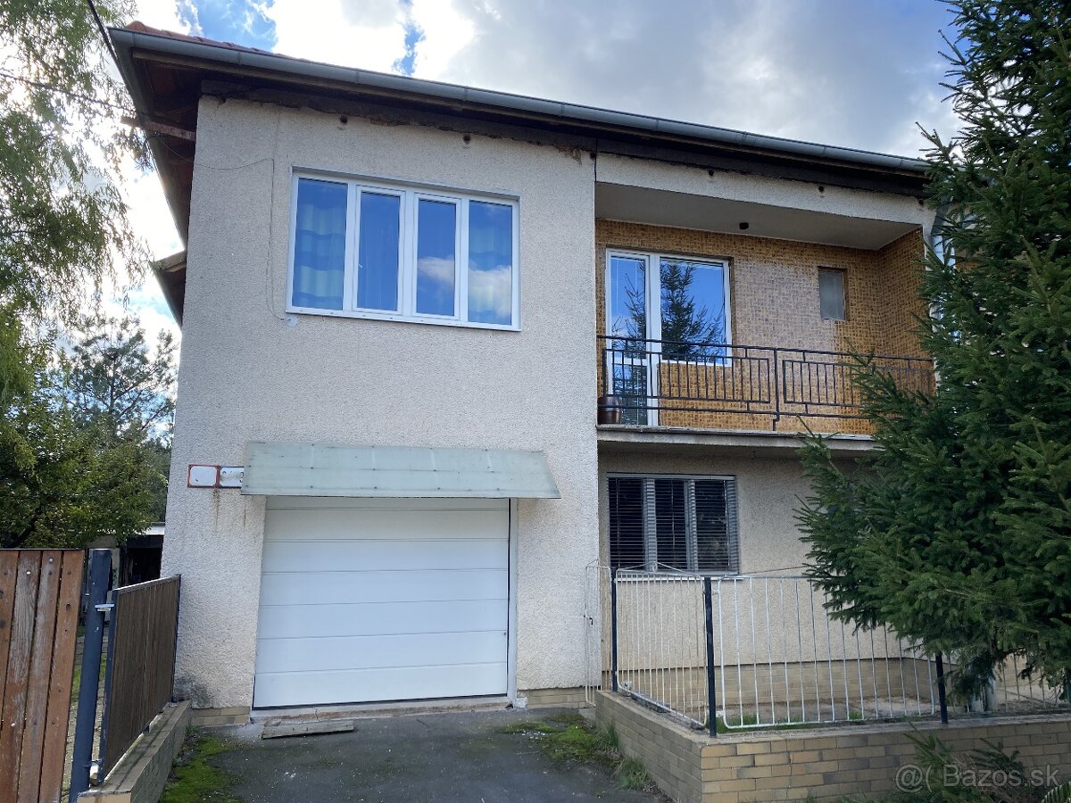 Päťizbový rodinný dom v meste Lučenec časť Ľ. Podjavorinskej