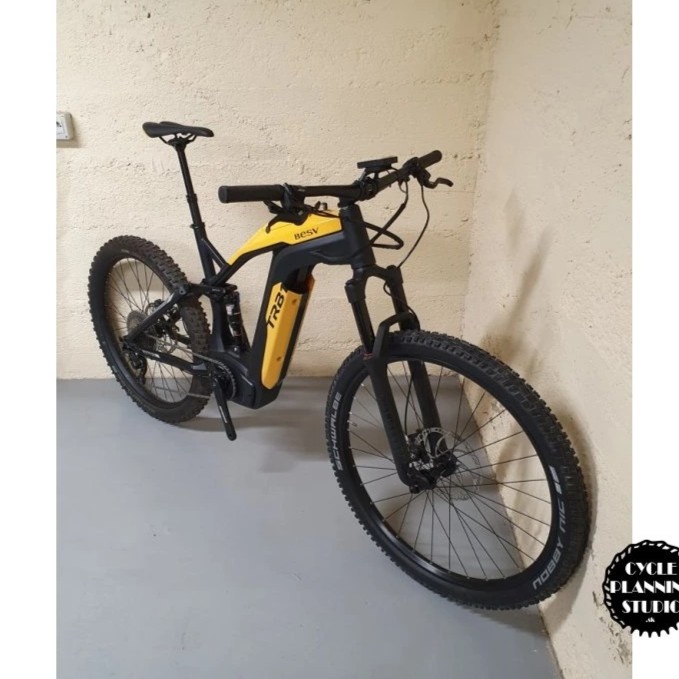 Nový elektrobicykel BESV TRB1 AM, BROSE, 764Wh, Shimano XT