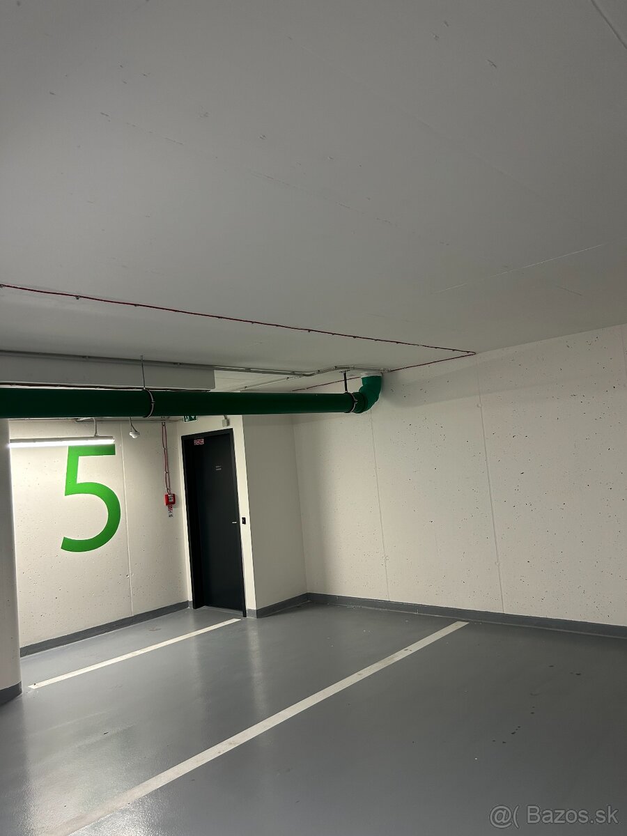 Prenajmem vnútorné parkovacie miesto v rezidencii Albelli