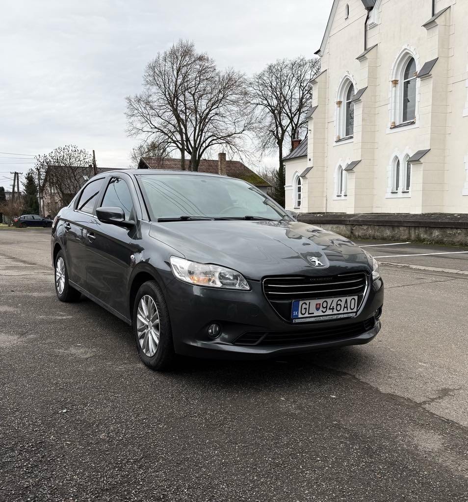 Peugeot 301