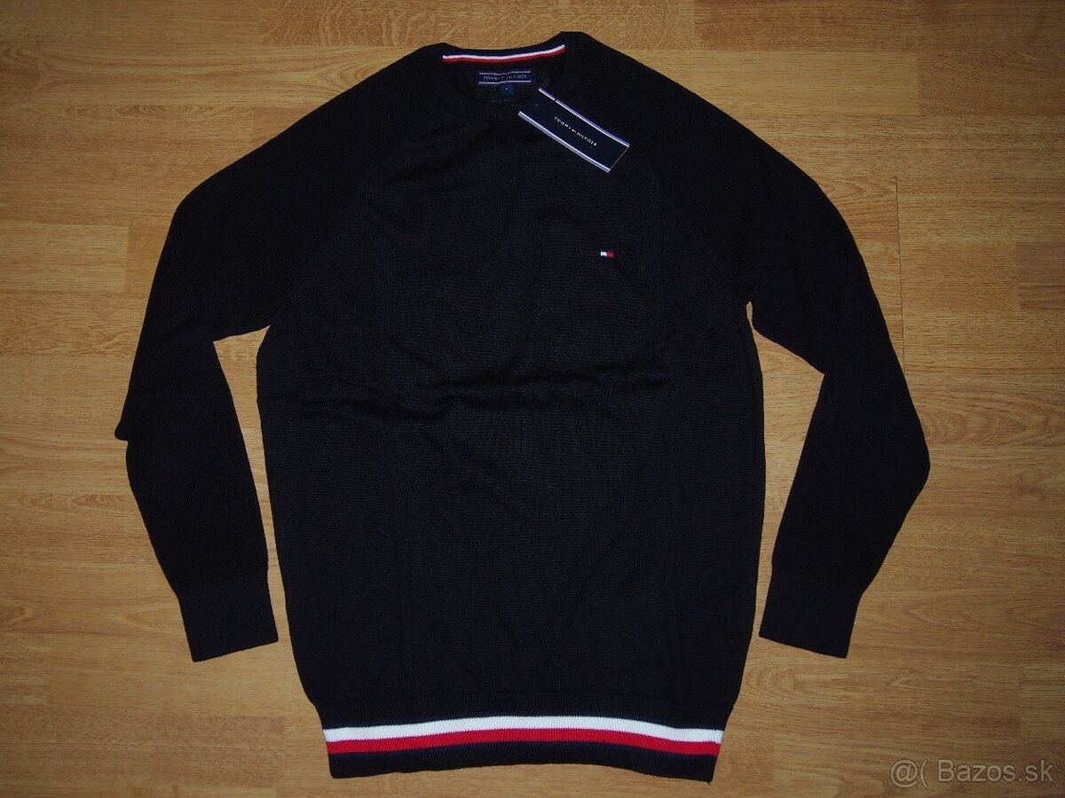 Tommy Hilfiger pánsky sveter čierny