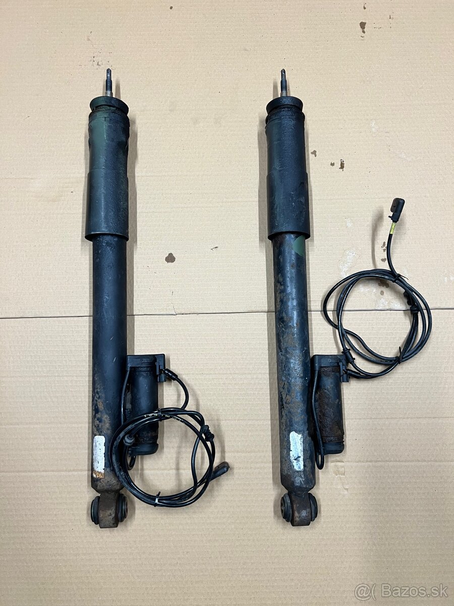 Tlmiče zadné vzduchové Mercedes W211,219