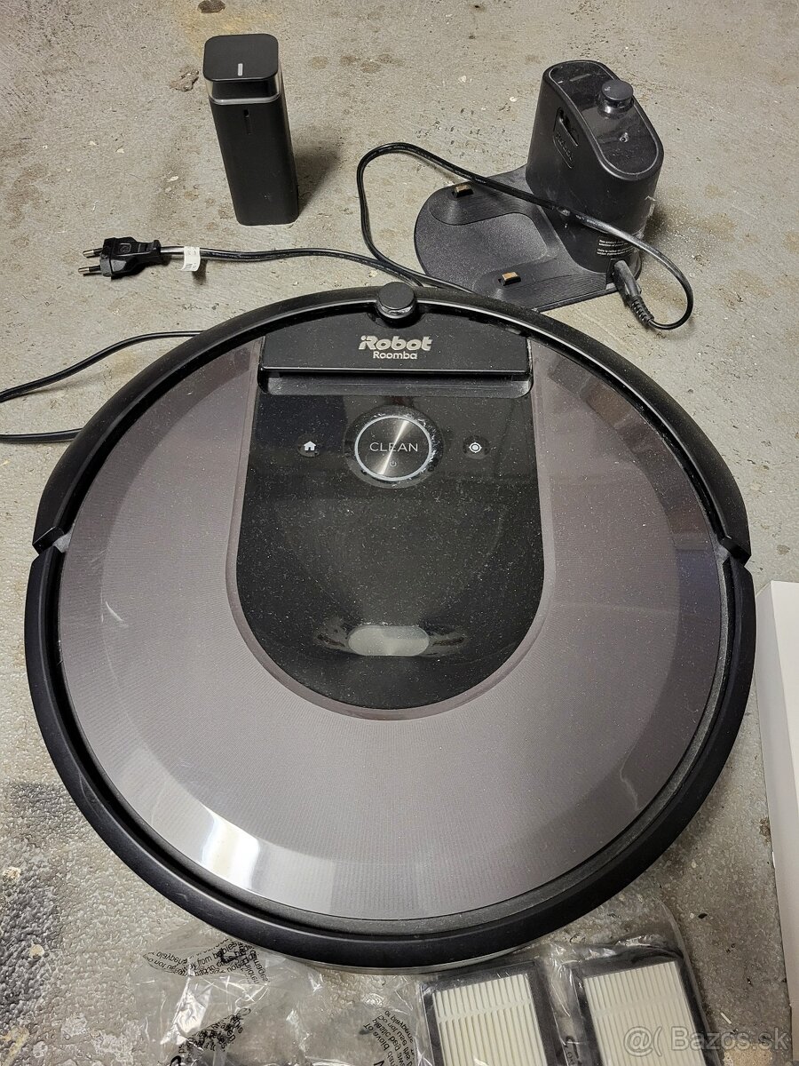 IRobot Roomba i7