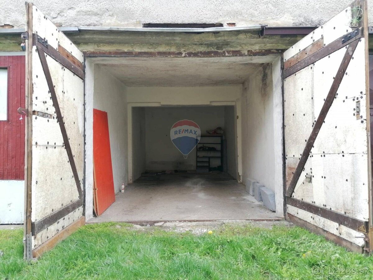 Garáž - Rožnavská ulica, Rimavská Sobota