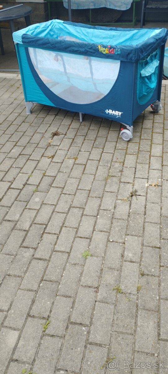 Detská skladacia postieľka