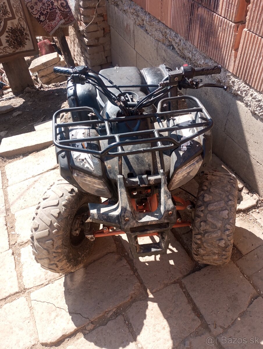 Predáva štvorkolku ATV 125