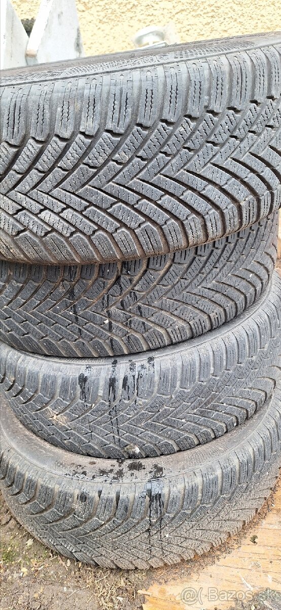 Zimne gumy Continental 205/55 r16.