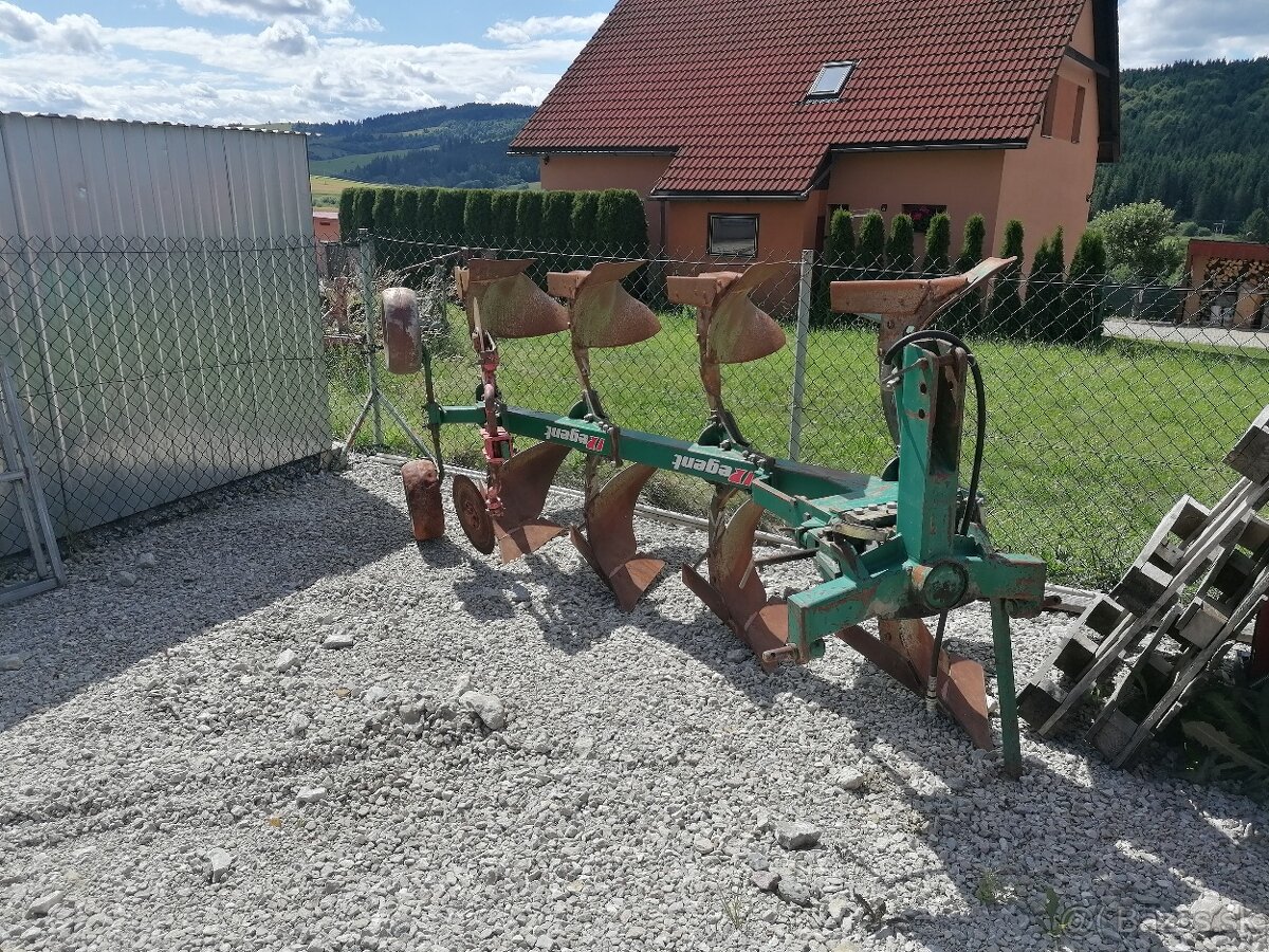 Predám pluh štvorak obraciak