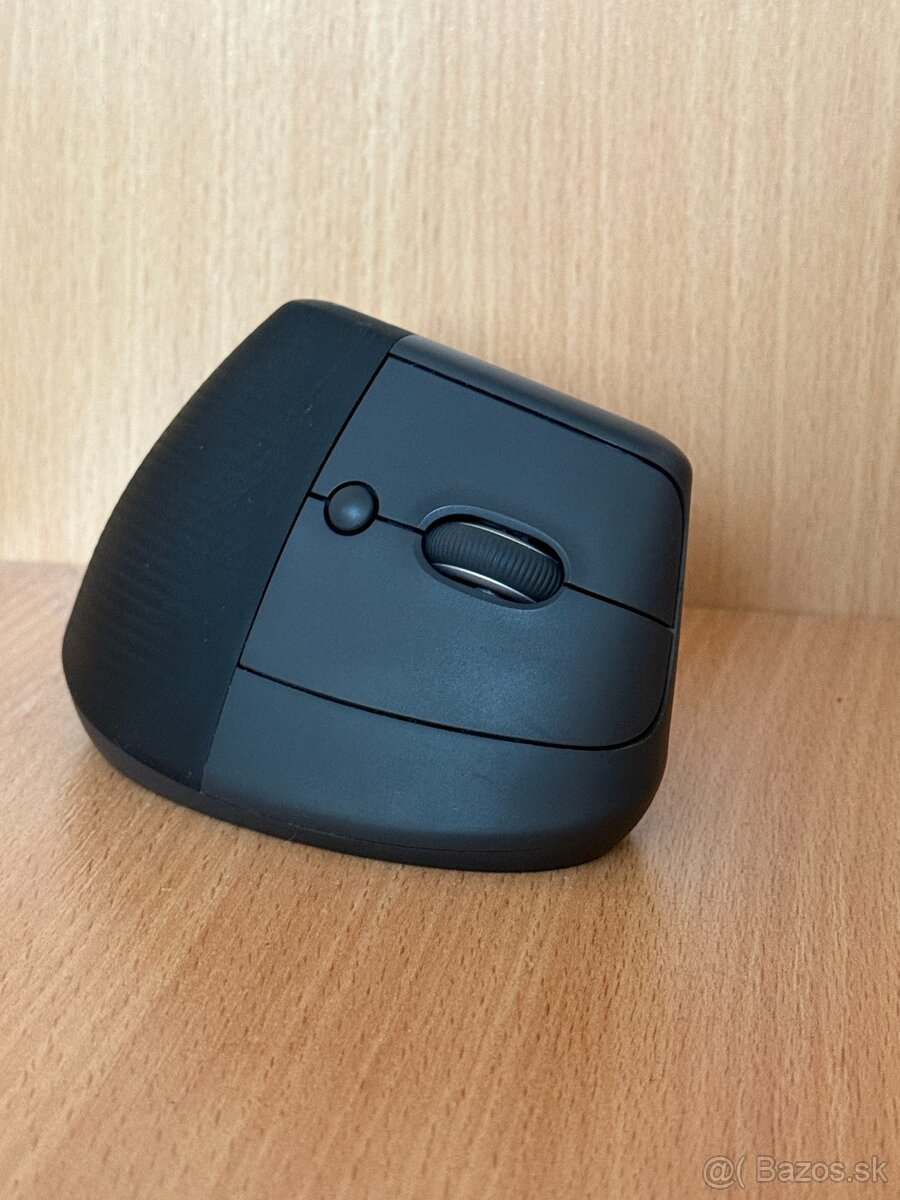 Logitech Lift Vertical Ergonomic Mouse