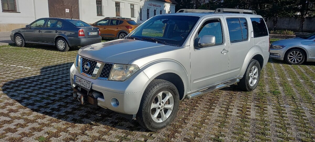 Nissan Pathfinder 2.5 dci 4x4