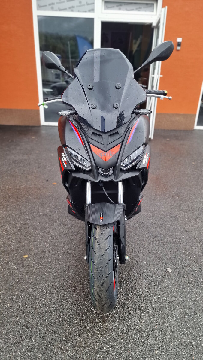Aprilia SRGT 125 Replica