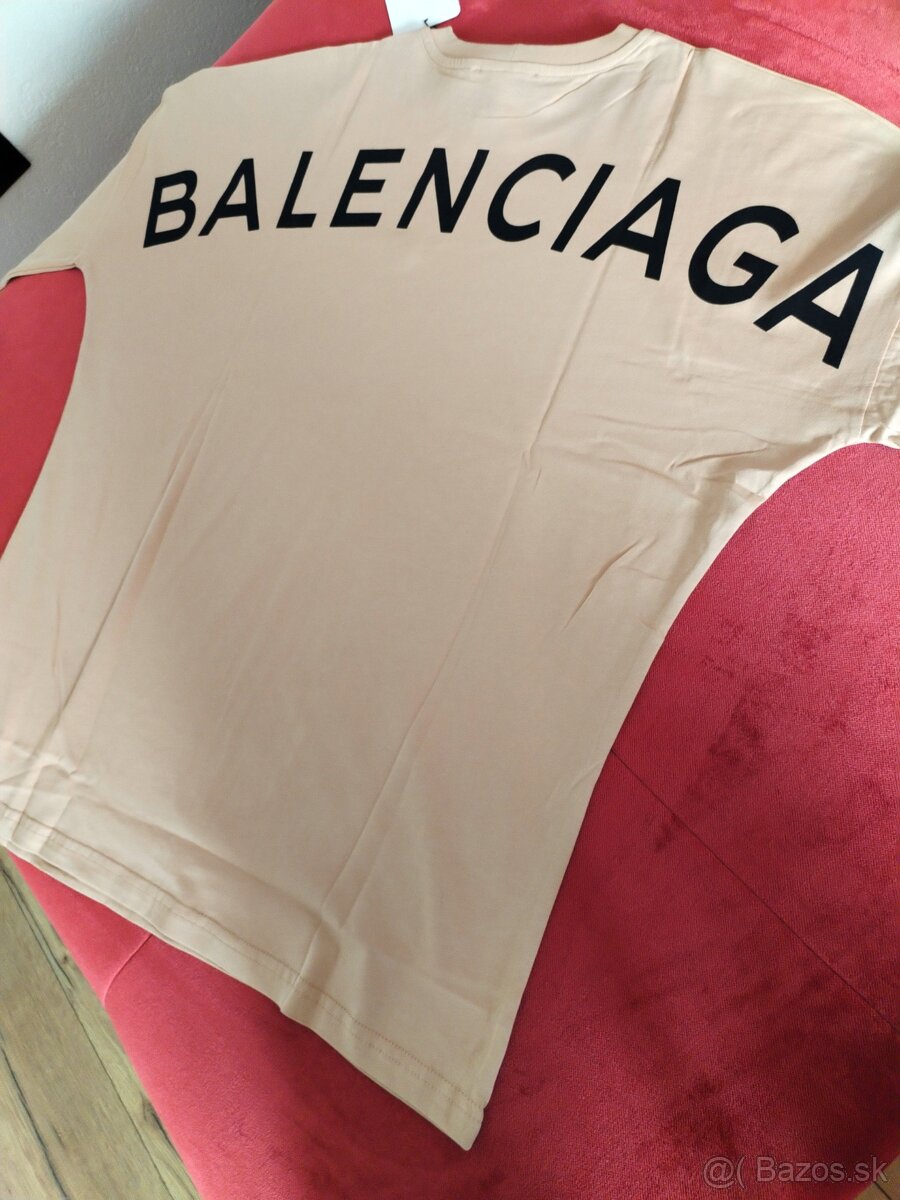 Tricko Balenciaga over size
