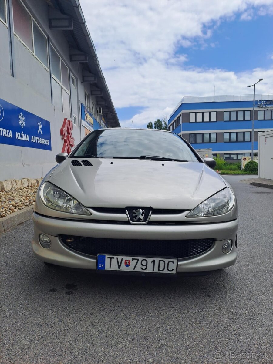 Peugeot 206