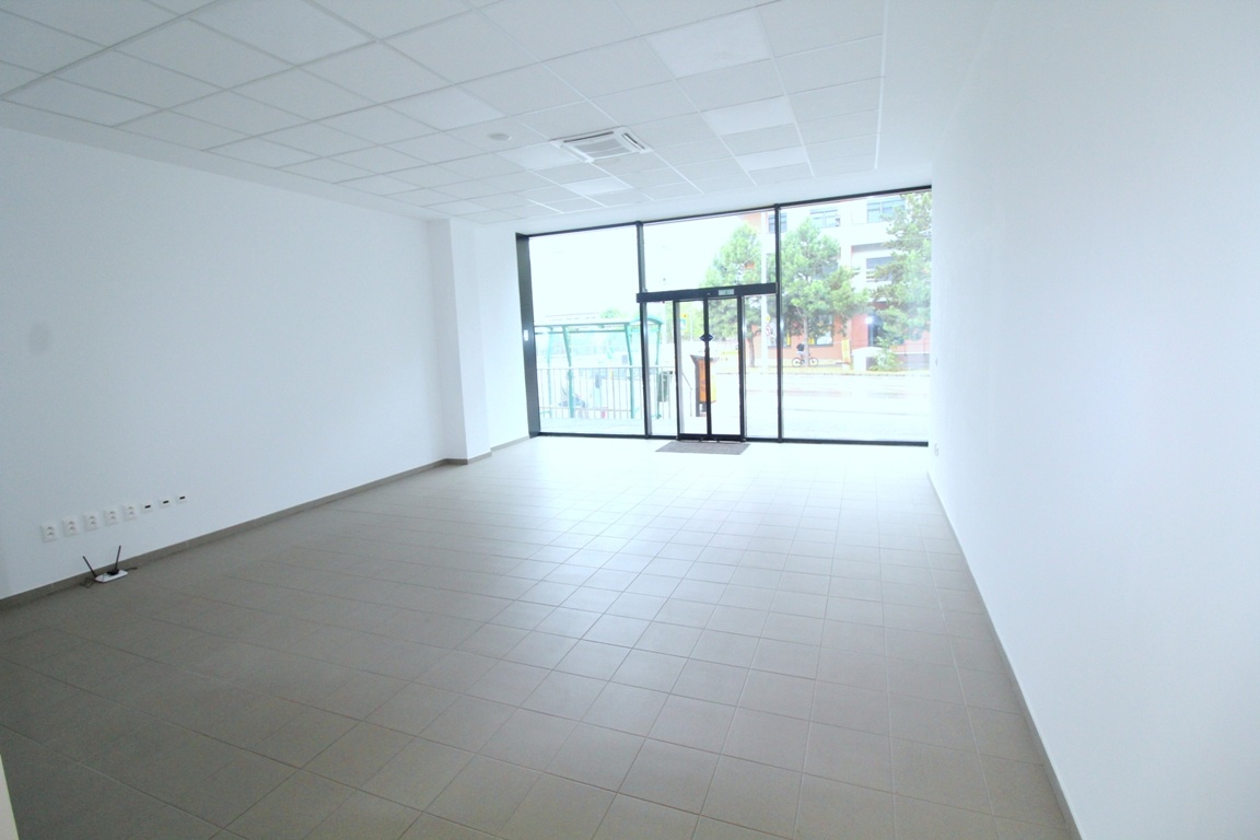 Obchodný priestor / 147 m2 / Žilina - širšie centrum