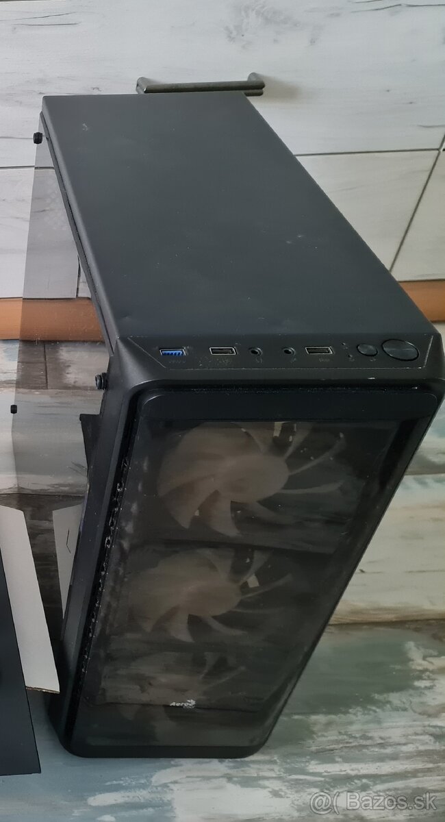 Predám Pc skrinka - bez zdroja