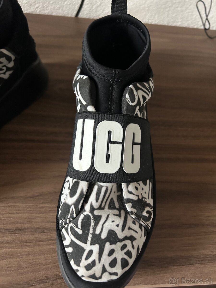 Ugg tenisky