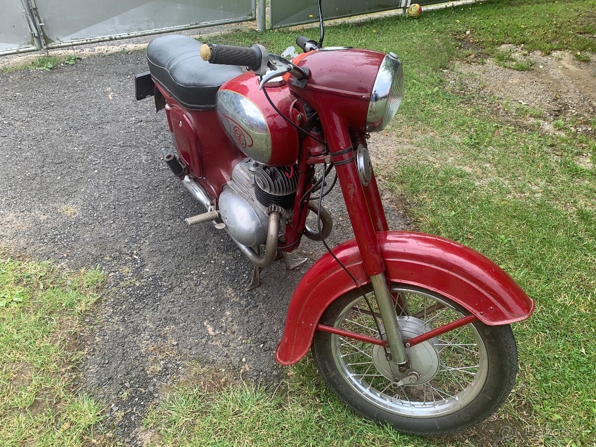 Jawa CZ 125