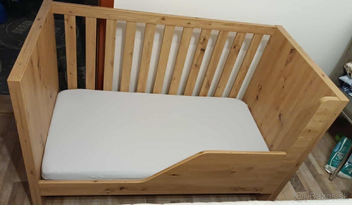 Detská postieľka Amelia 120x60