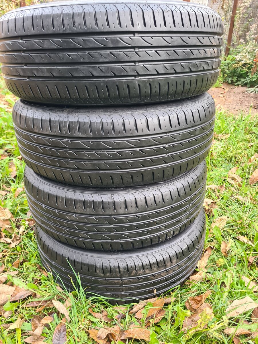 Letne pneu 225/60r17 99H