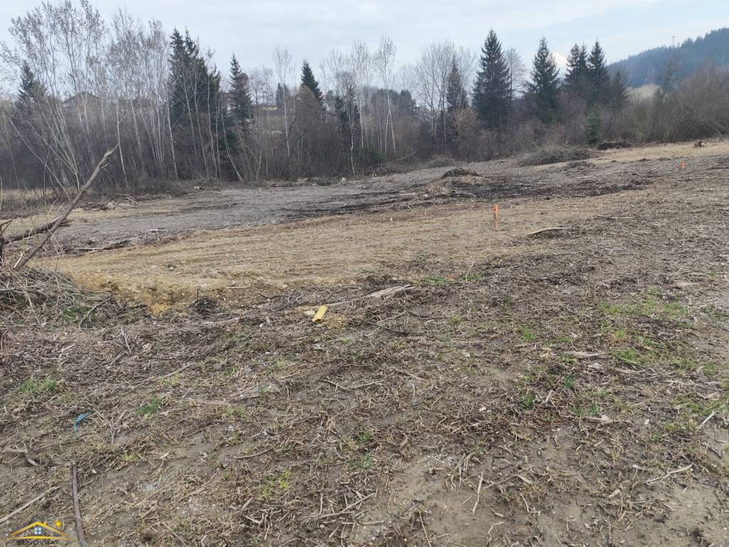 Predaj:Rovinatý stavebný pozemok v obci Raková(301-P)