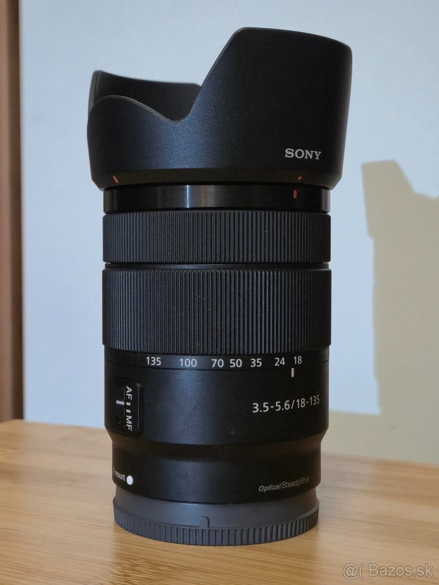 Sony E 18 - 135 mm f/3,5 - 5,6 OSS