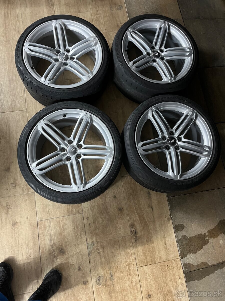 Original Audi r19 9j et33/ Audi Pompei