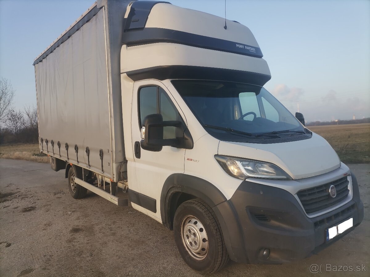 Fiat Ducato plachtová dodávka