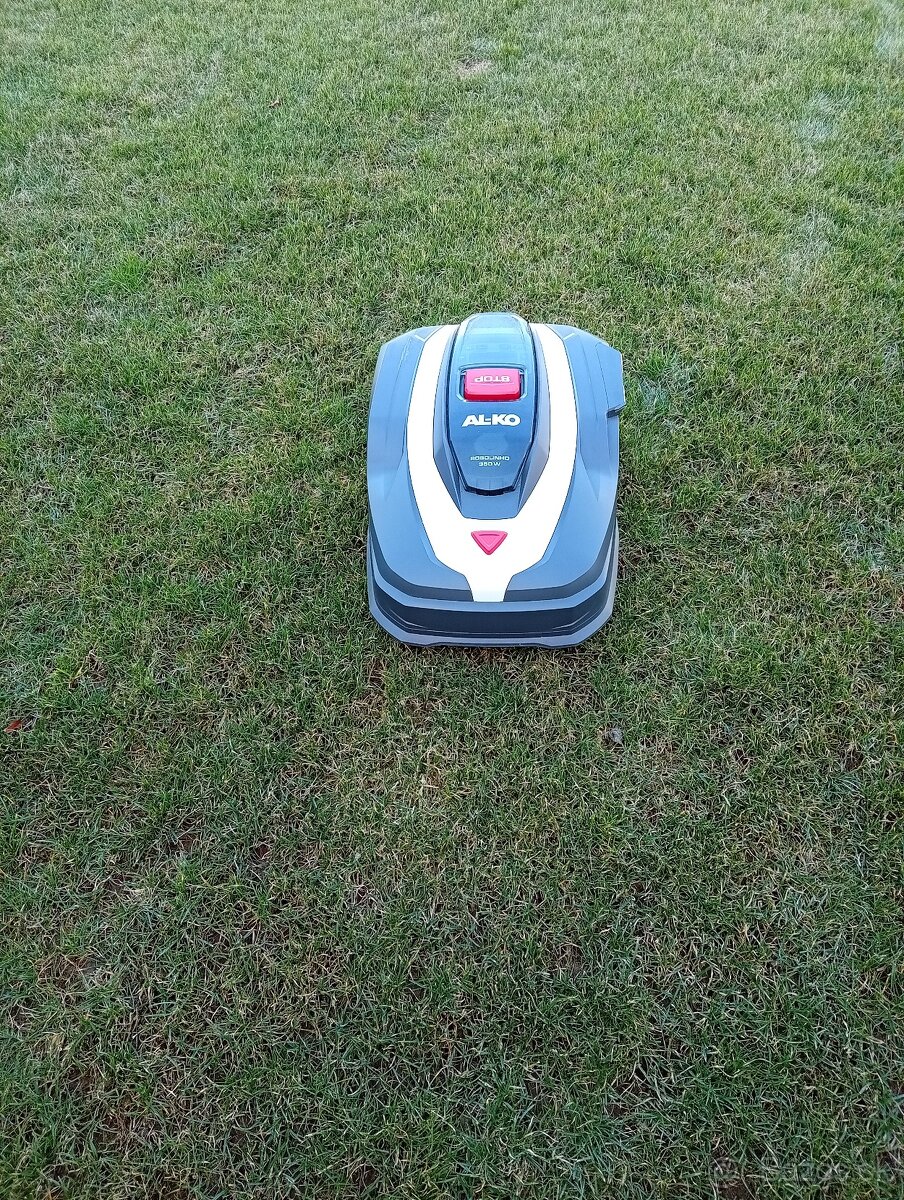 Predam roboticku kosacku ALKO