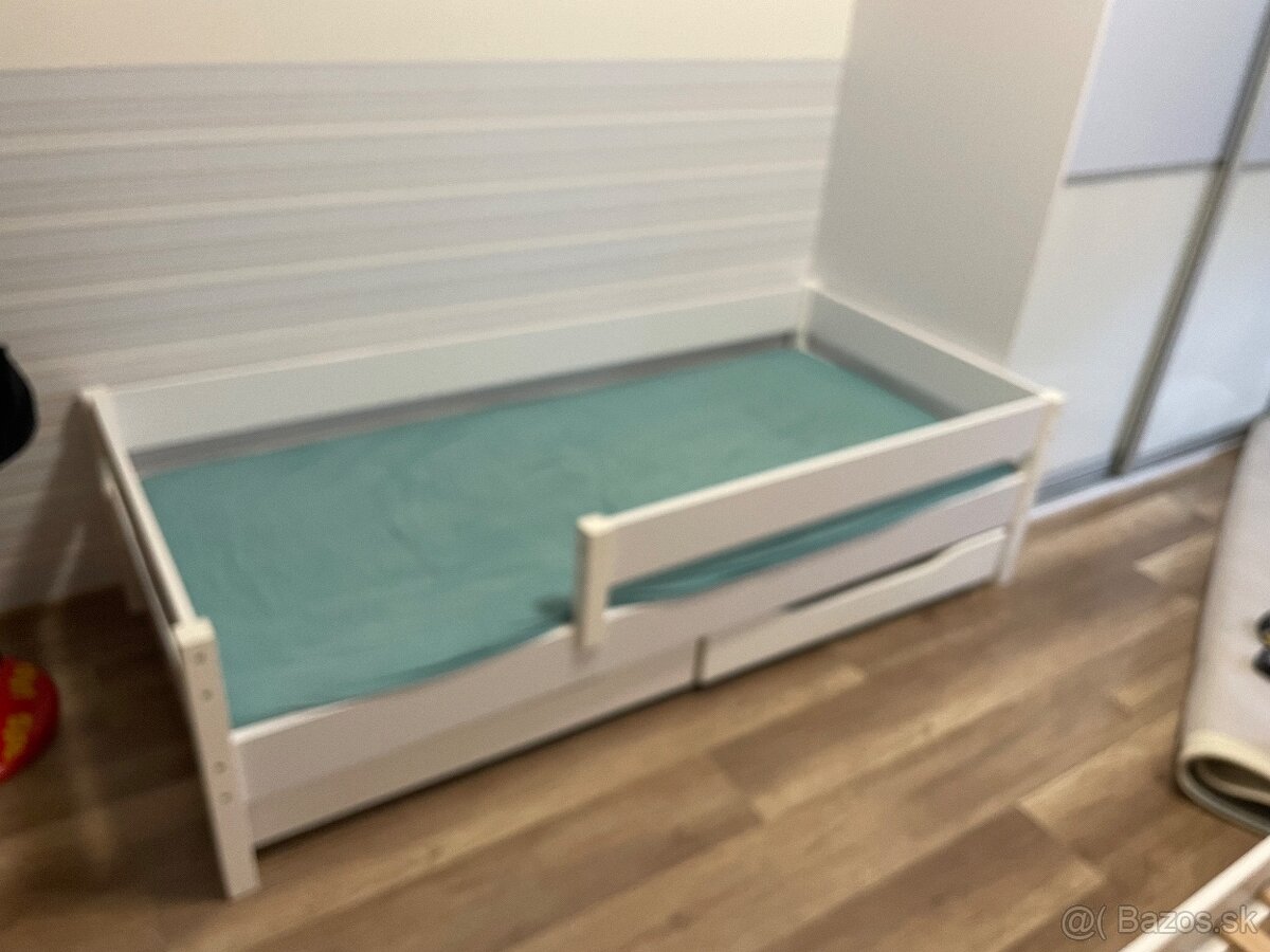 detská posteľ s úložným priestorom