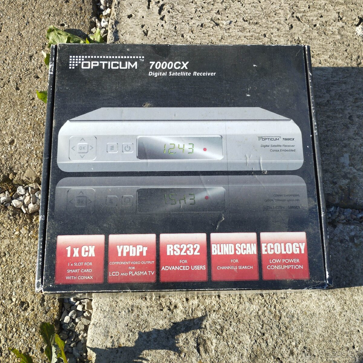 Satelitny prijímač Opticum 7000 CX