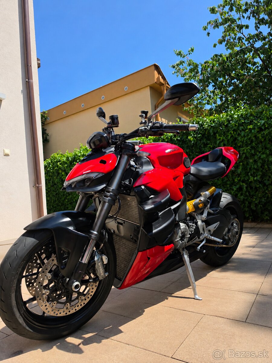 Ducati Streetfighter V2 2022