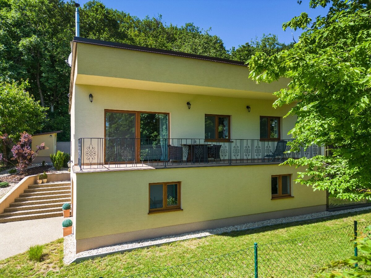 Top cena Celoročná chata na Zemplínskej Šírave časť Kamenec