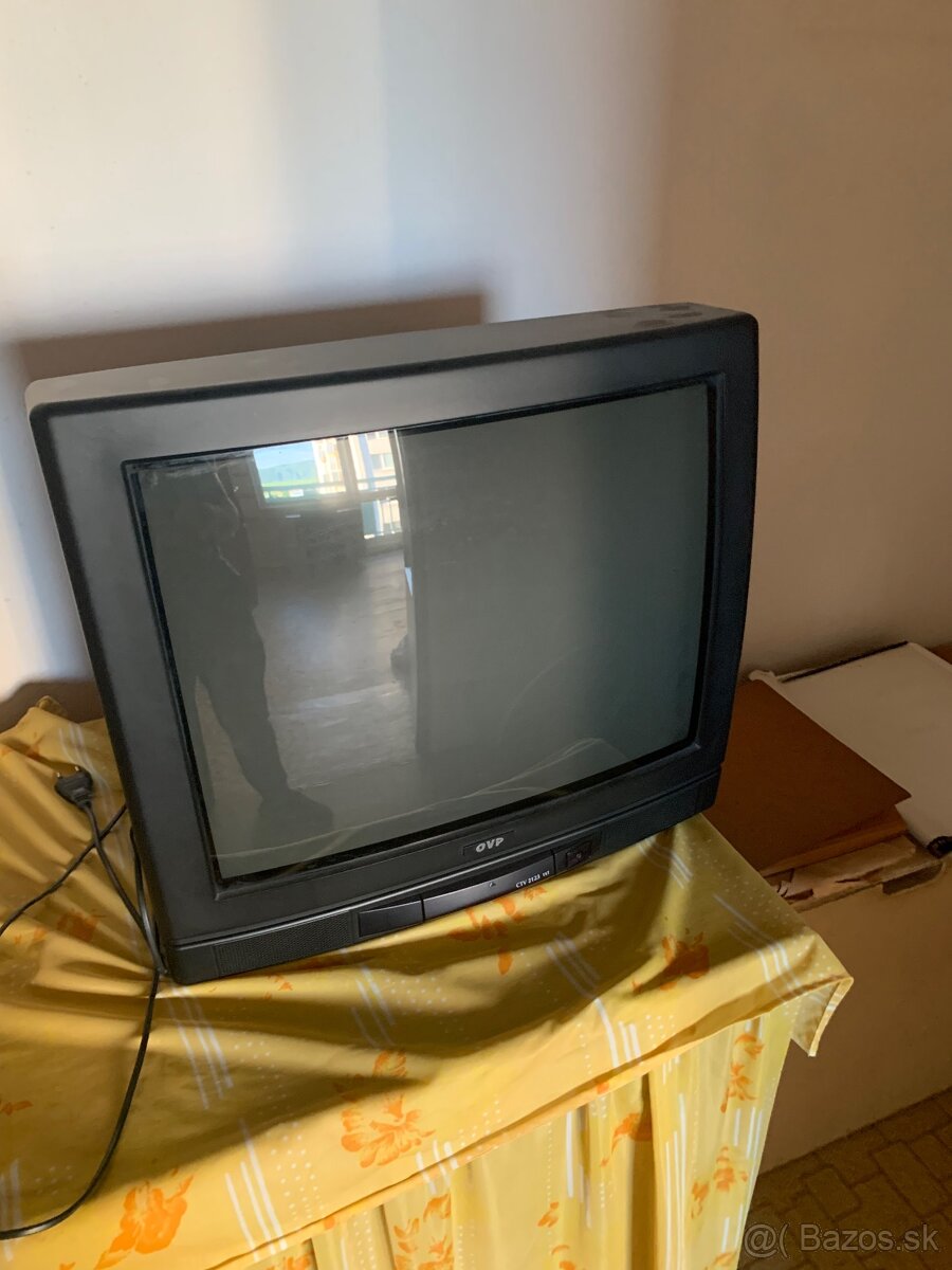 Darujem televizor