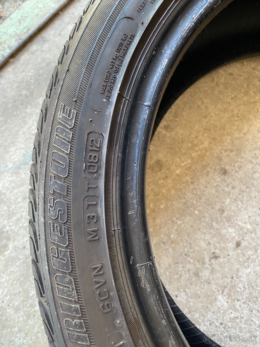 Pneu 205/45r16