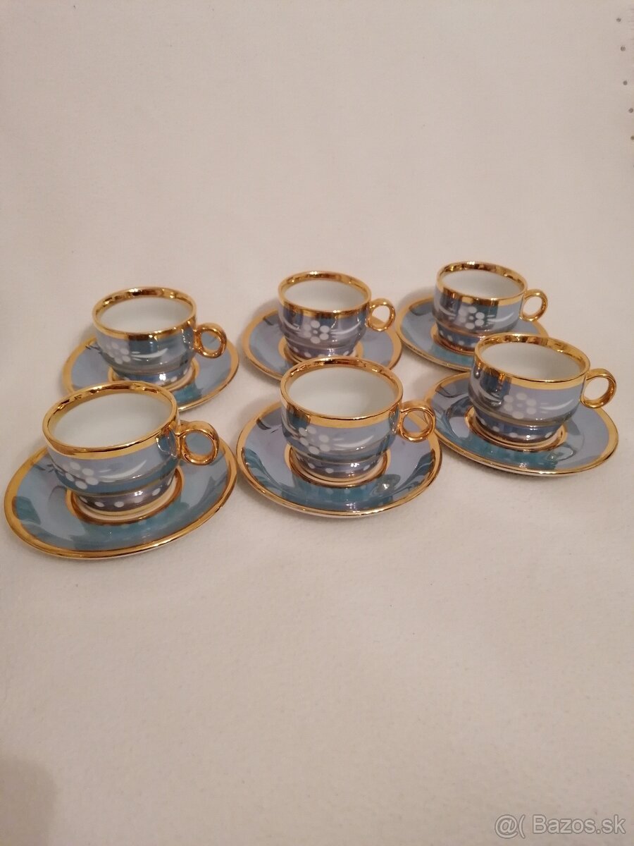 Československý porcelán Dvory.