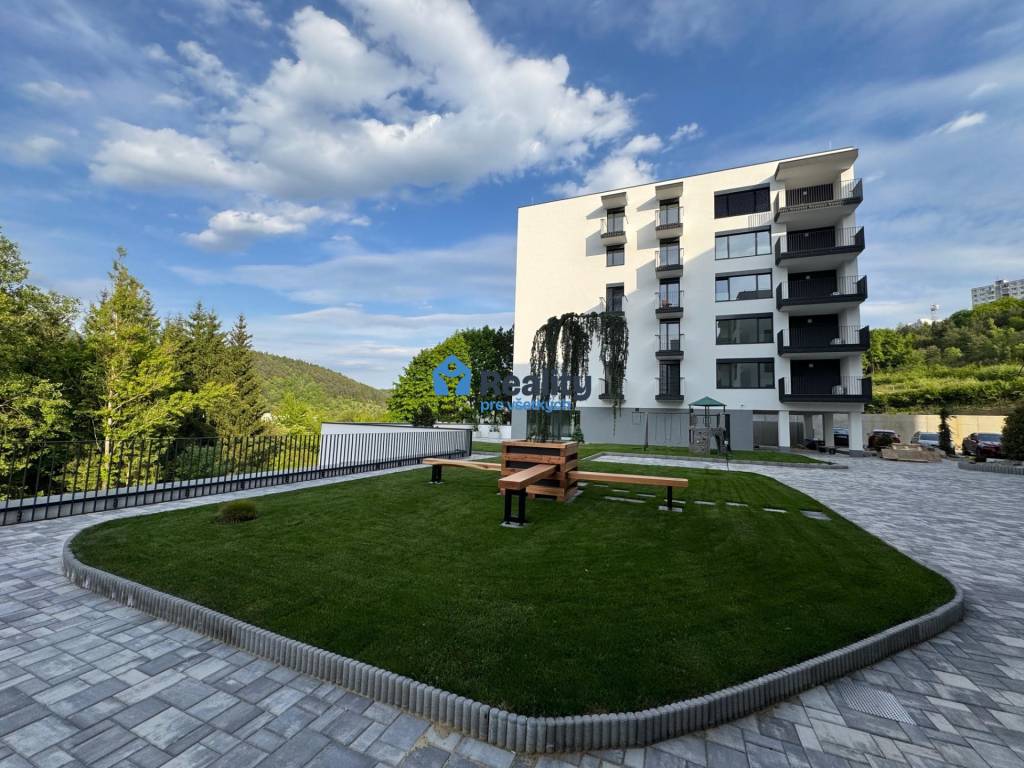 Prenájom luxusný 2izb.byt 88m2,novostavba PANORAMA ROZKVET,P
