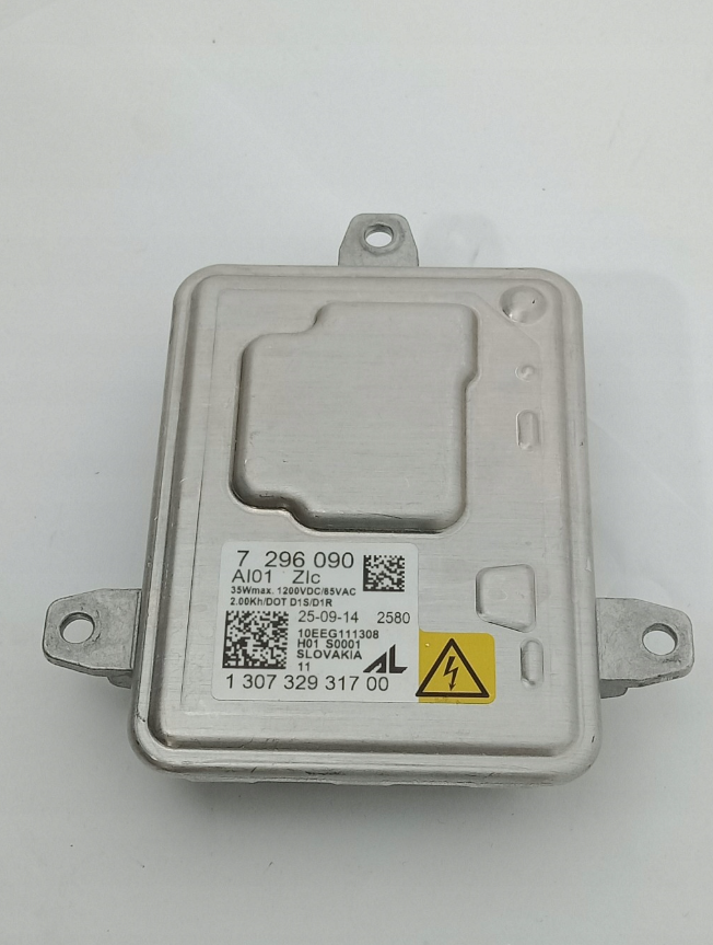Bmw F30 F10 F01 menič ovládač xenon xenón 7296090