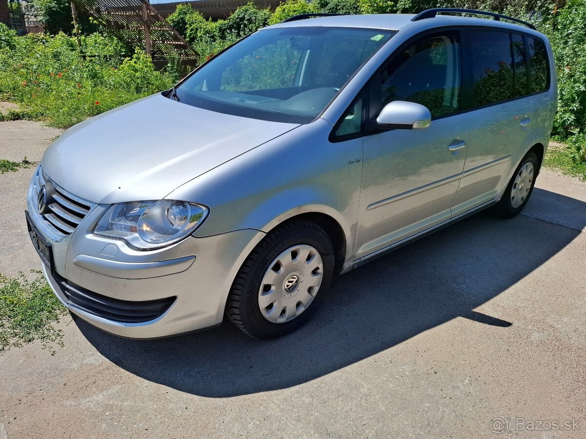 VW Touran 1.9 TDI 77kw Klima Model 2007 Facelift///Havárie//