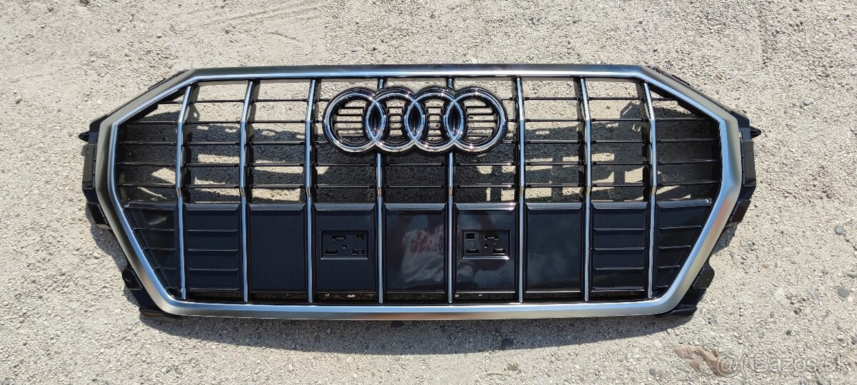 Maska Audi Q3 nova 83F853651F Audi Q3 2018 -