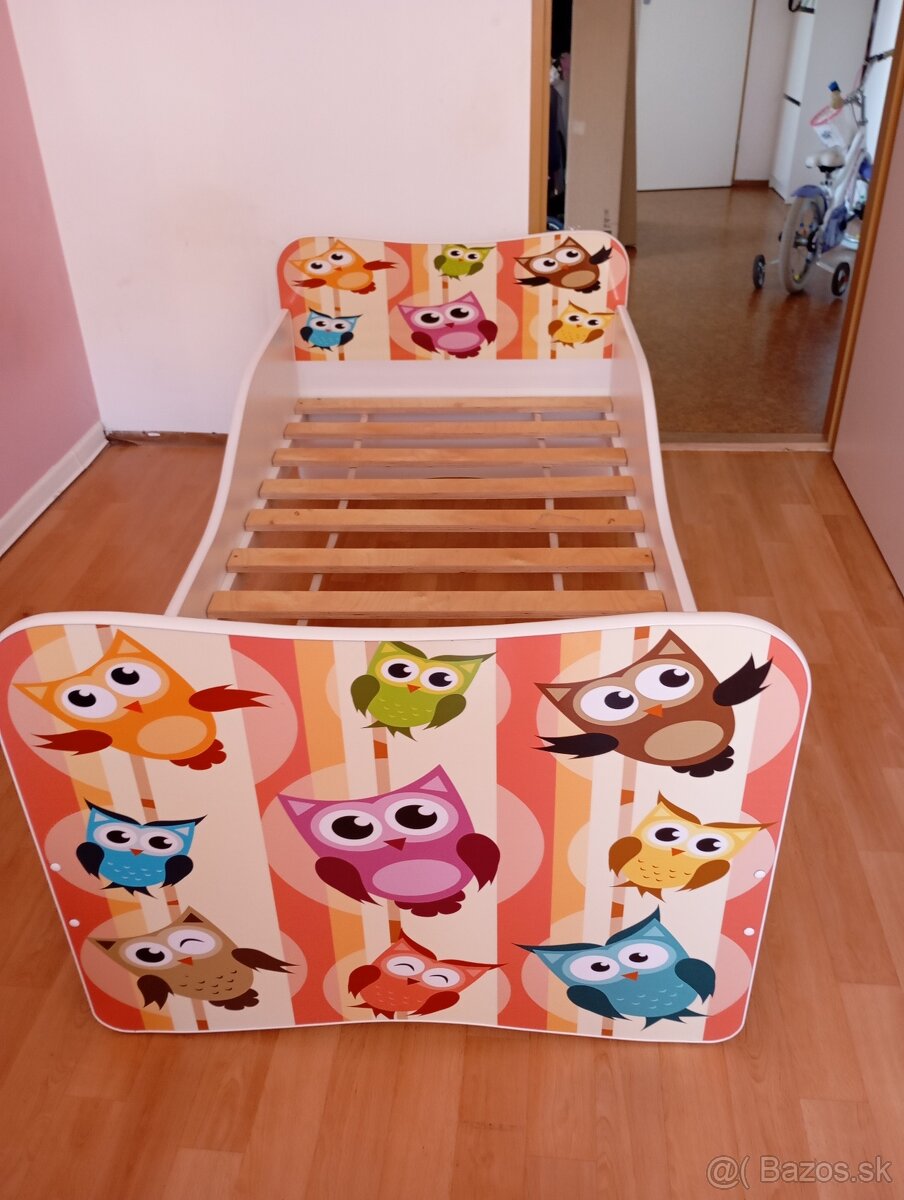 Posteľ