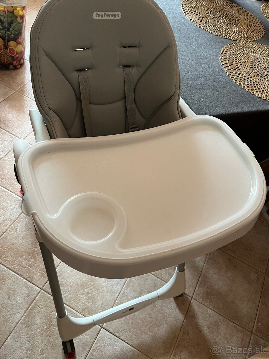 Krmiaca stolička Peg Perego