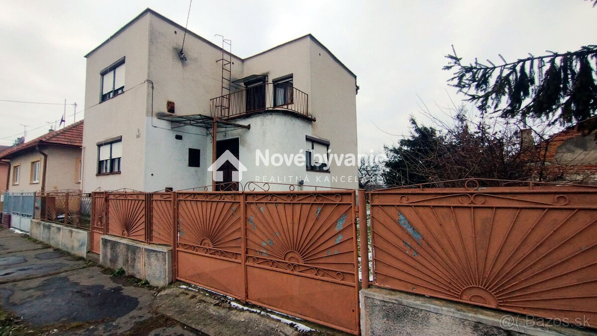 NOVÁ CENA/Predaj, rodinný dom v dobrej lokalite-Želiezovce(N