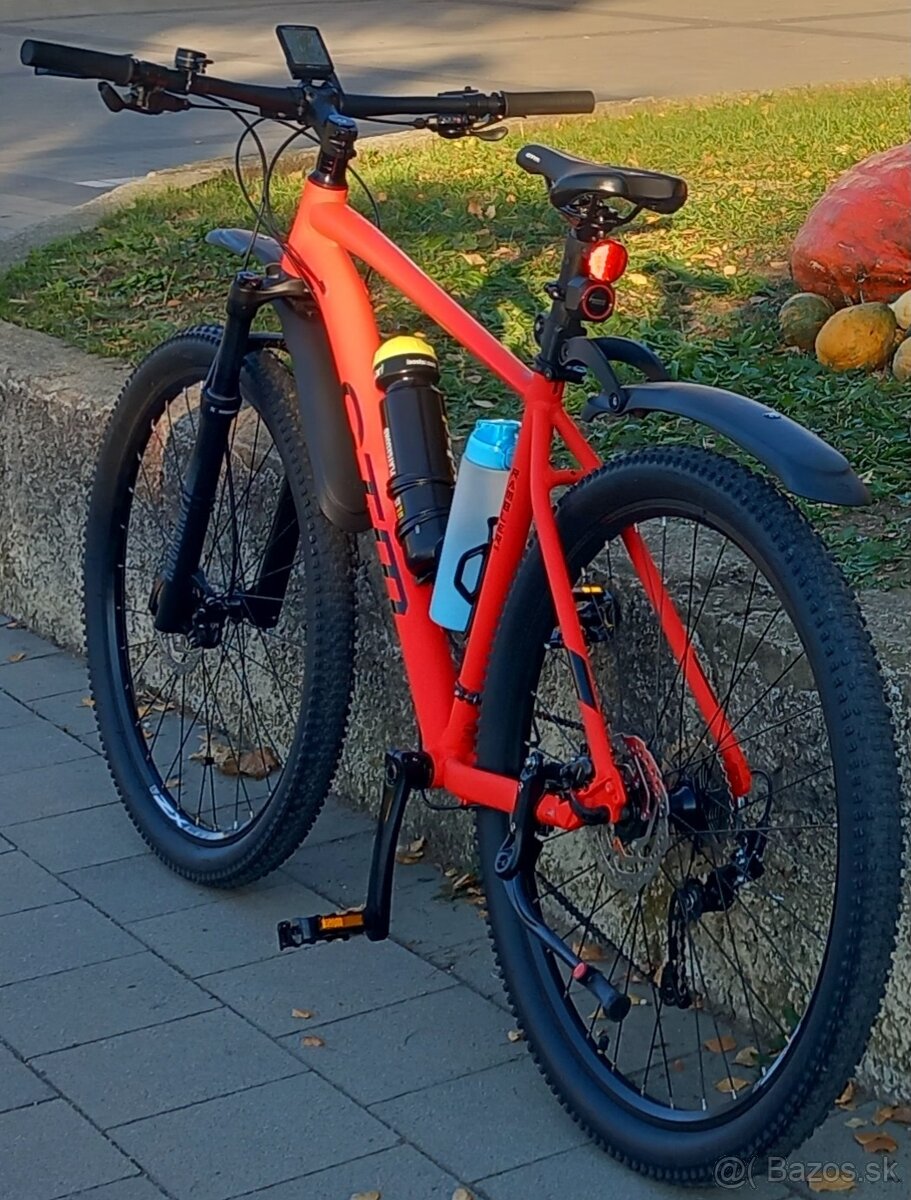Predám new horský bike CTM 29"kolesá top stav záruk